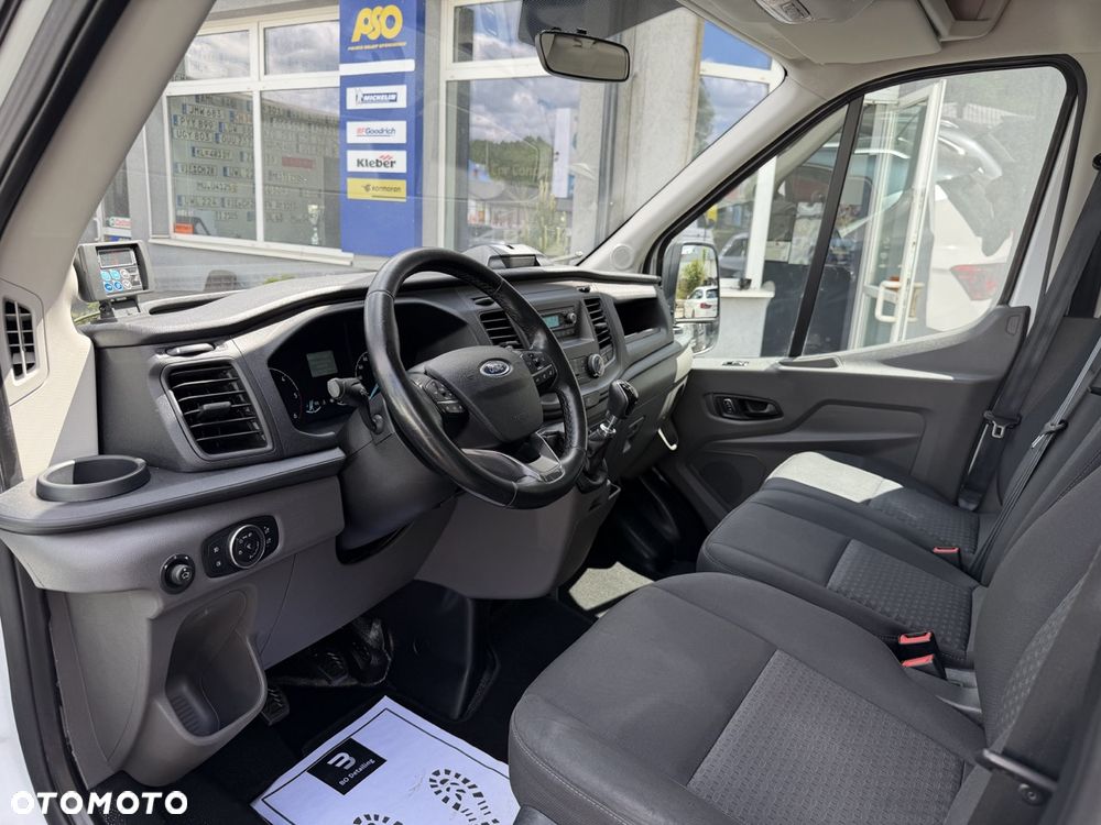 Ford Transit Trend - 14