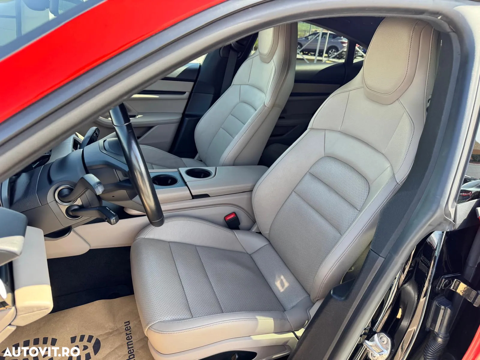 Porsche Taycan Standard - 21
