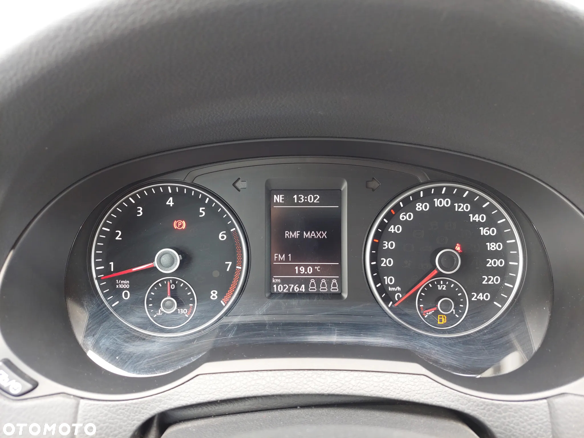 Volkswagen Sharan 1.4 TSI BMT Comfortline - 11
