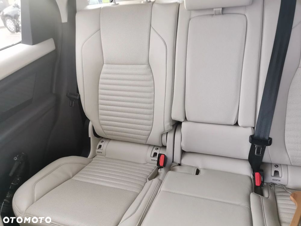Land Rover Discovery Sport 2.0 D240 - 11