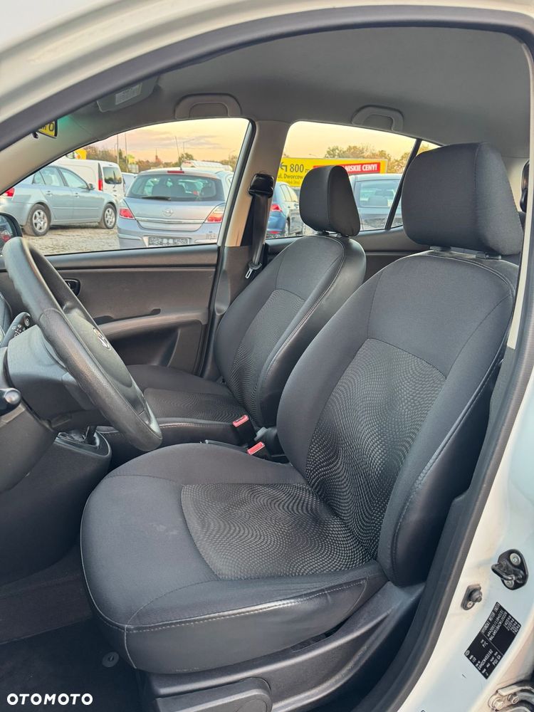 Hyundai i10 1.1 Classic + - 6