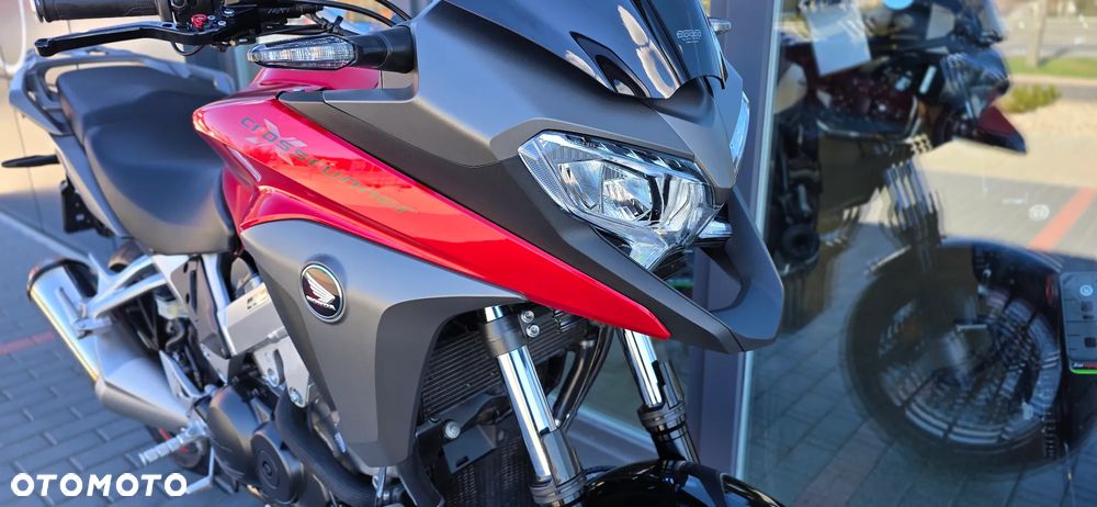 Honda VFR - 8