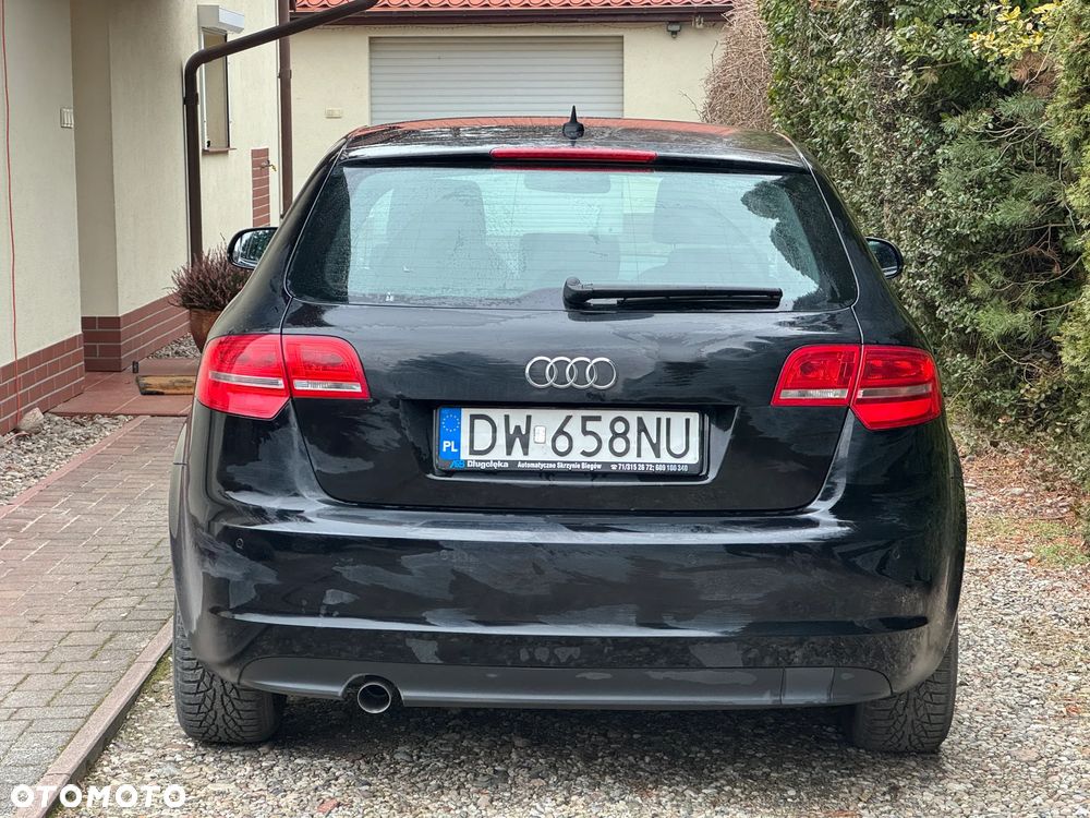 Audi A3 Sportback 2011 photo 5