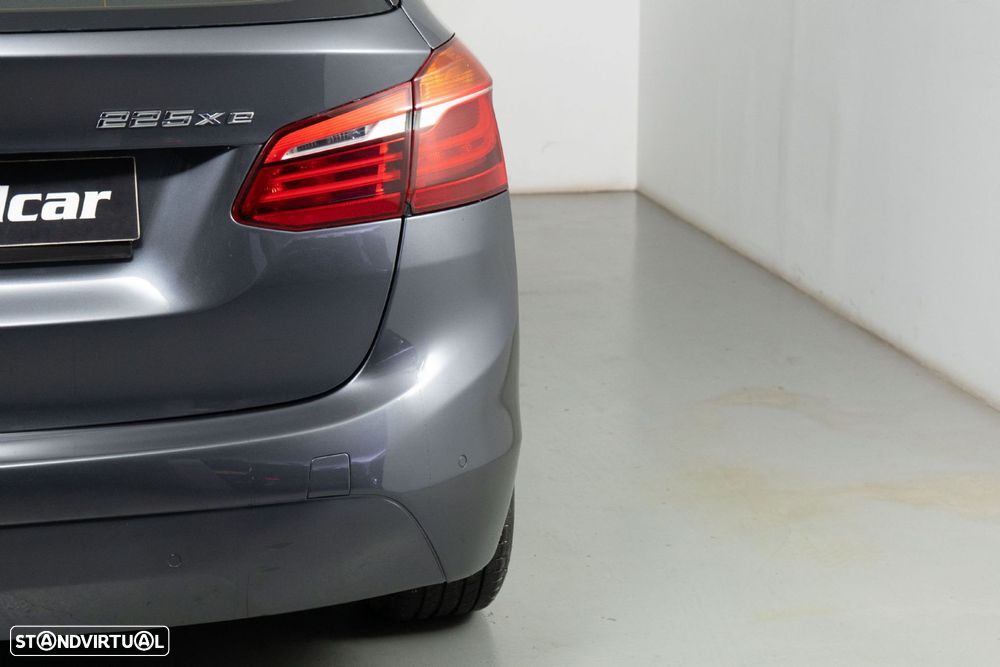 BMW 225xe Active Tourer Advantage - 17