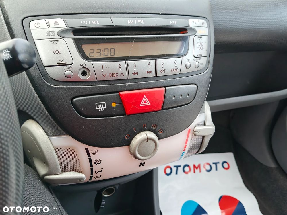 Peugeot 107 70 Petit Filou - 21