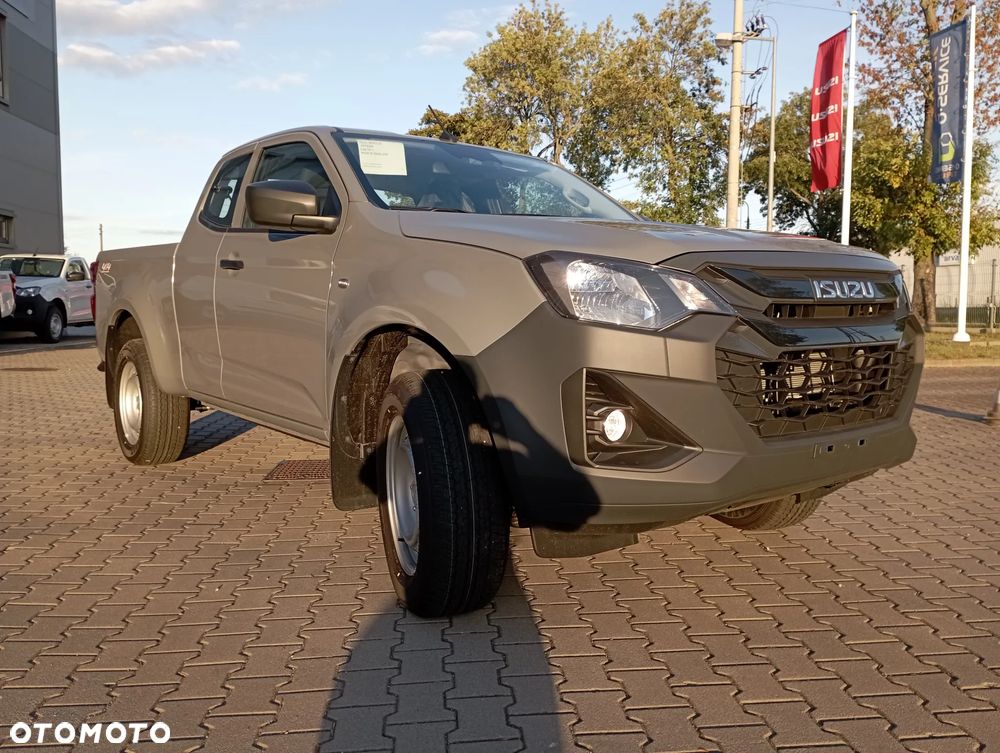 Isuzu D-Max 1.9 EC L - 6