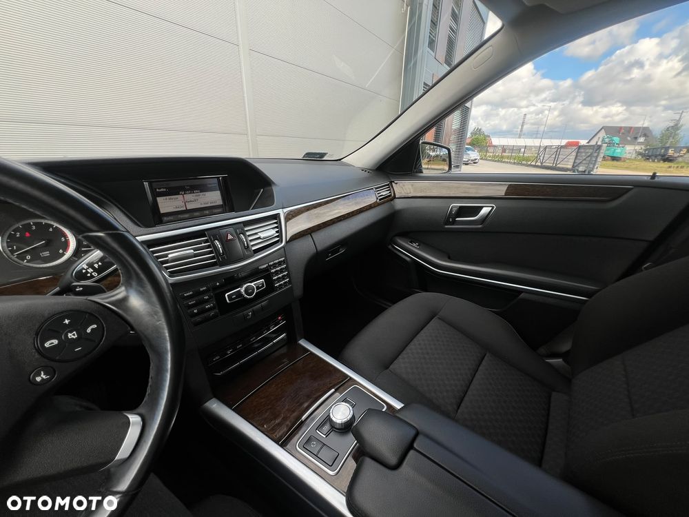 Mercedes-Benz Klasa E 350 BlueTEC 4-Matic Elegance - 18