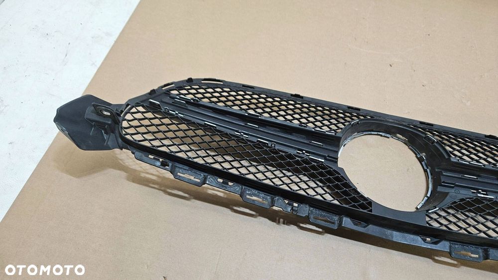 grill atrapa mercedes w205 c-klasa lift c63 amg a2058880223 - 11