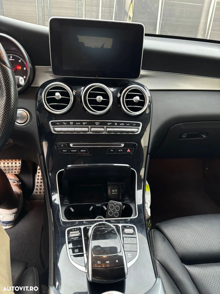 Mercedes-Benz GLC 220 d 4Matic 9G-TRONIC AMG Line - 8