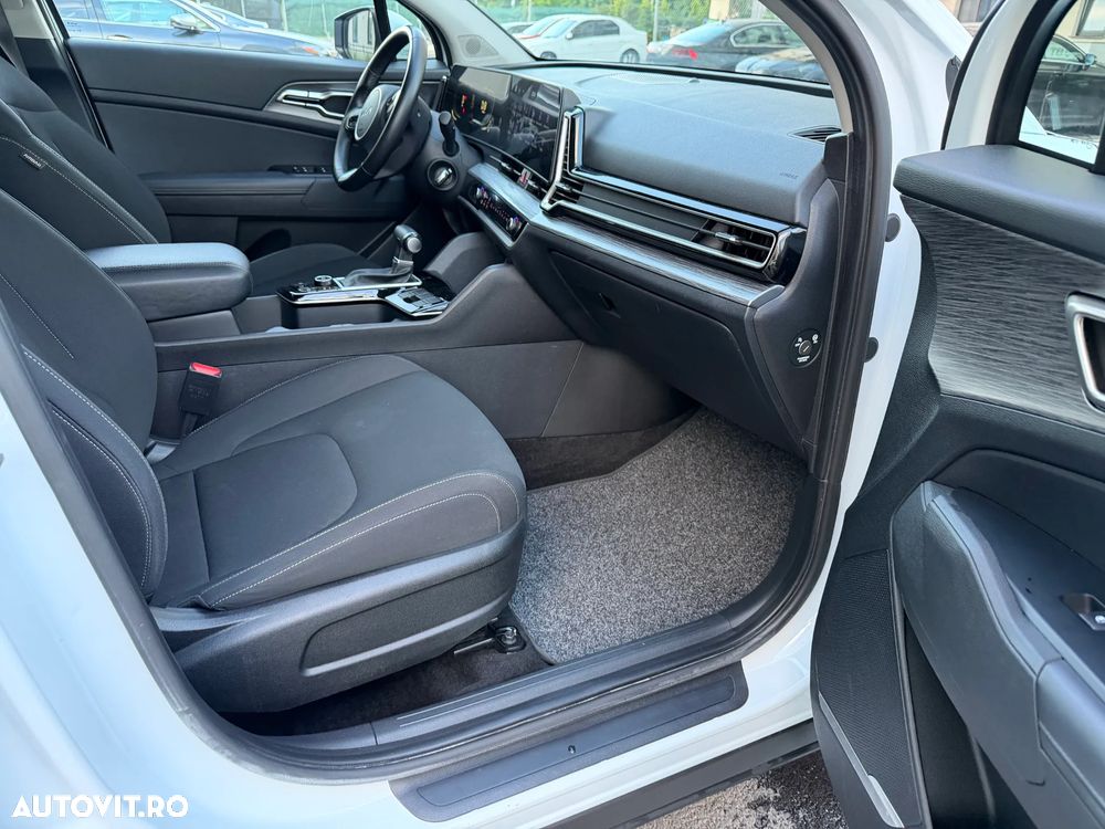 KIA Sportage 2023 — imagine 23