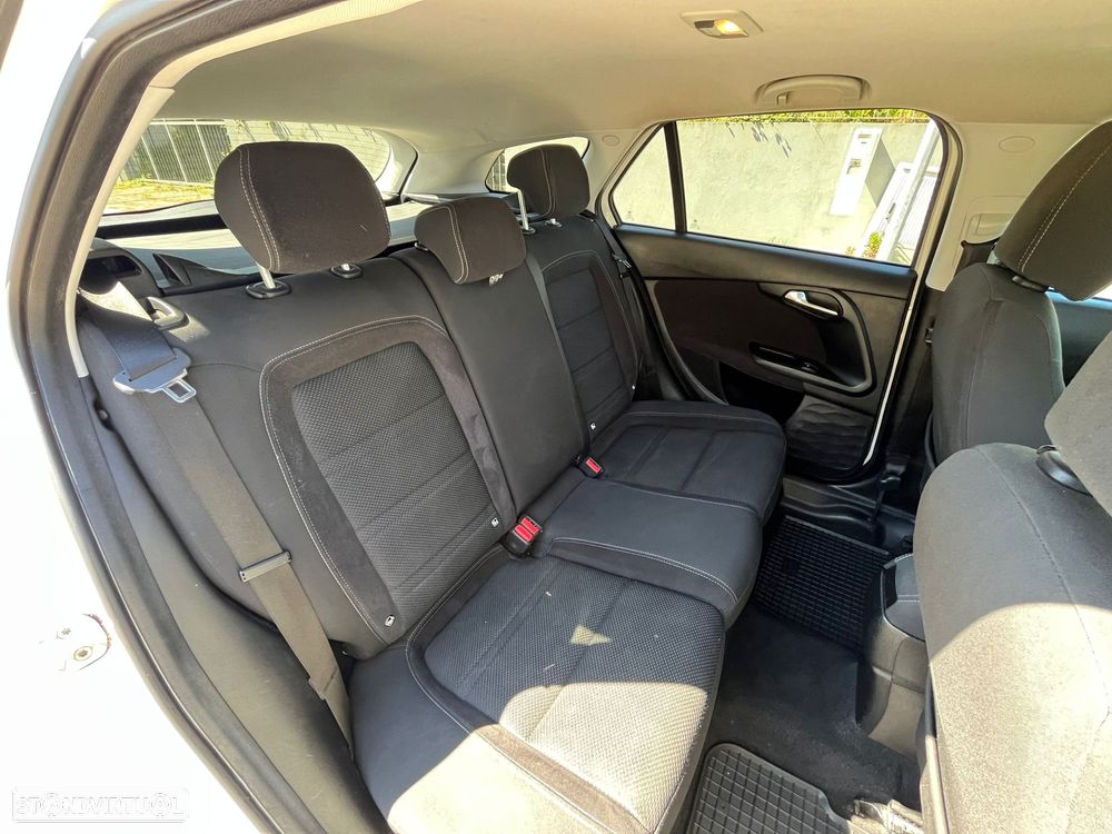 Fiat Tipo Station Wagon 1.3 M-Jet Lounge Tech - 5