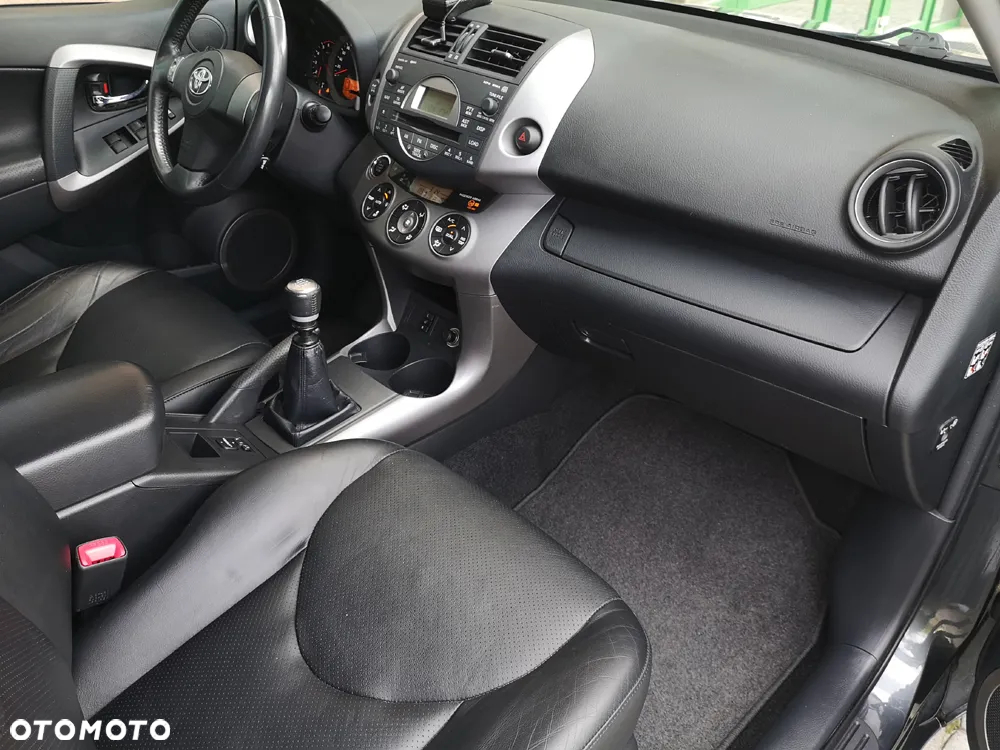 Toyota RAV4 2.2 D-CAT 4x4 Executive - 16