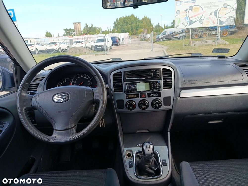 Suzuki Vitara - 11
