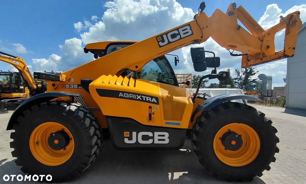 JCB 538-60 Agri Xtra - 12