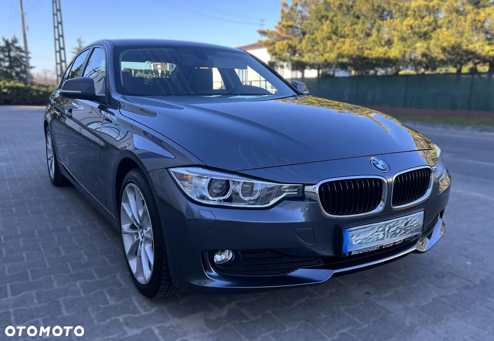 BMW Seria 3 316i - 9