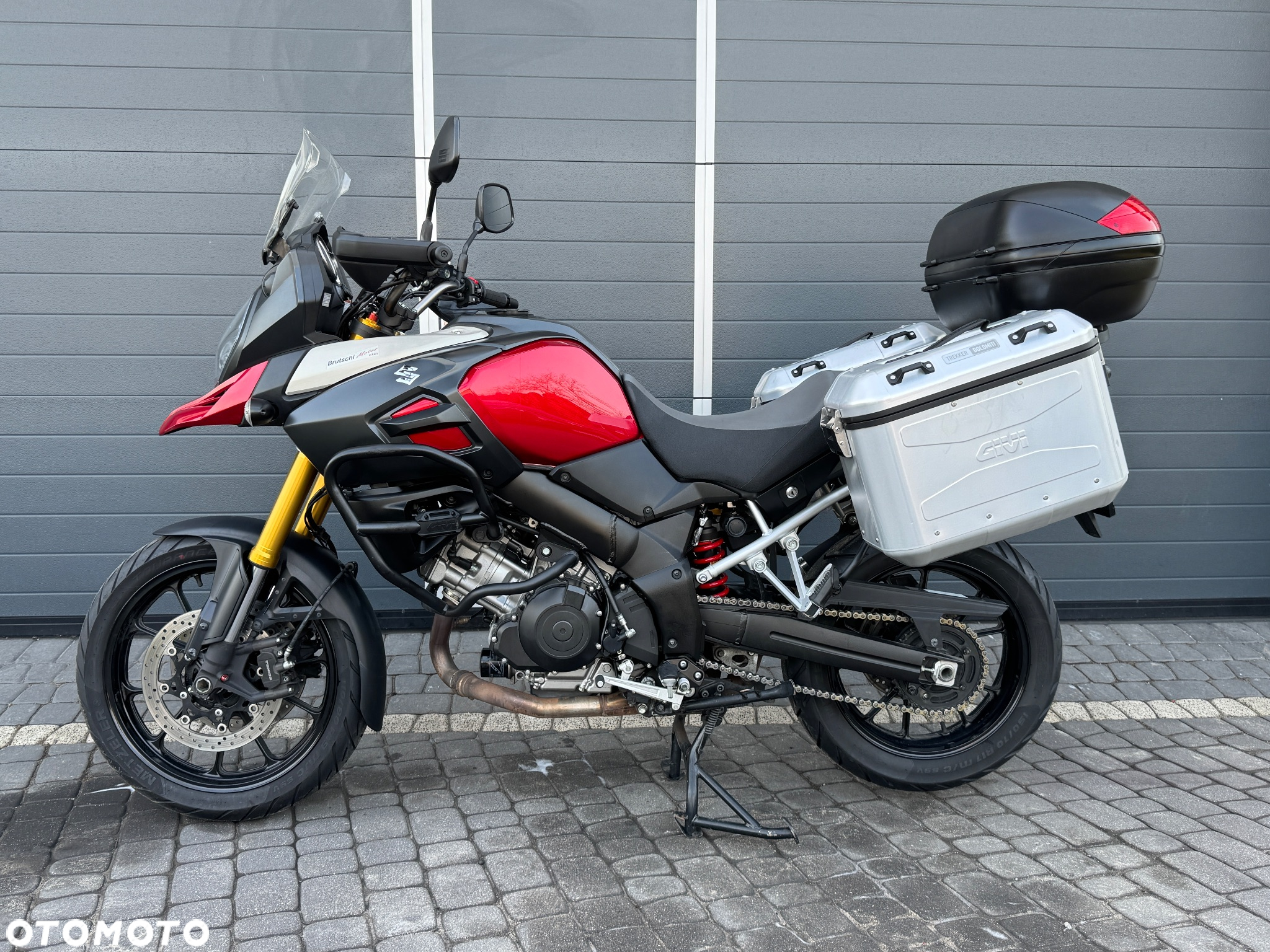 Suzuki V-STROM - 8