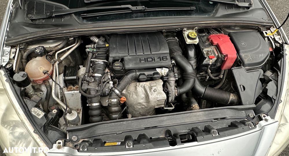 Peugeot 308 HDi FAP 110 EGS6 Platinum - 7