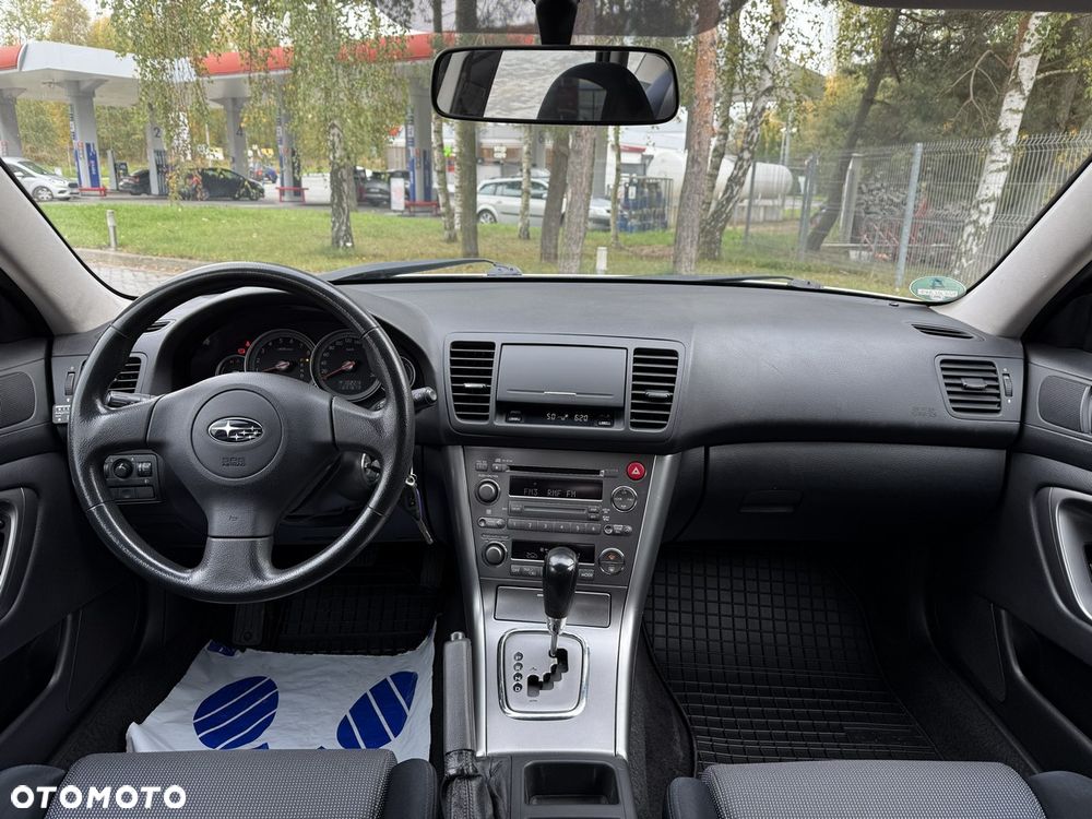 Subaru Legacy 2.0i AT - 16