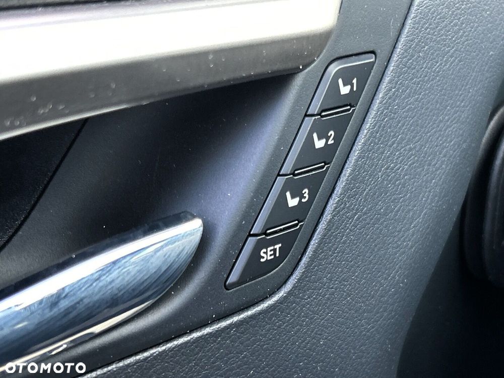 Lexus RX 450h F-Impression - 17
