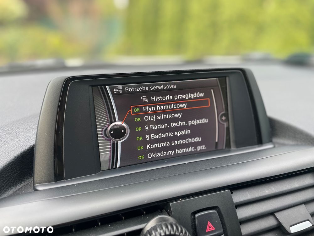 BMW Seria 1 114i - 22