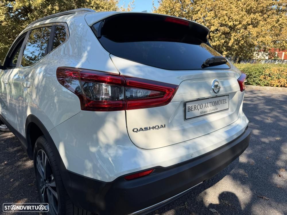 Nissan Qashqai 1.3 DIG-T MHEV Premiere Edition - 12