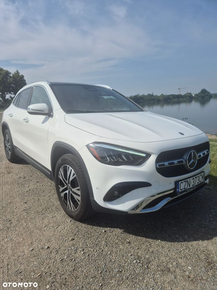 Mercedes-Benz GLA 250 4Matic 8G-DCT Style - 1