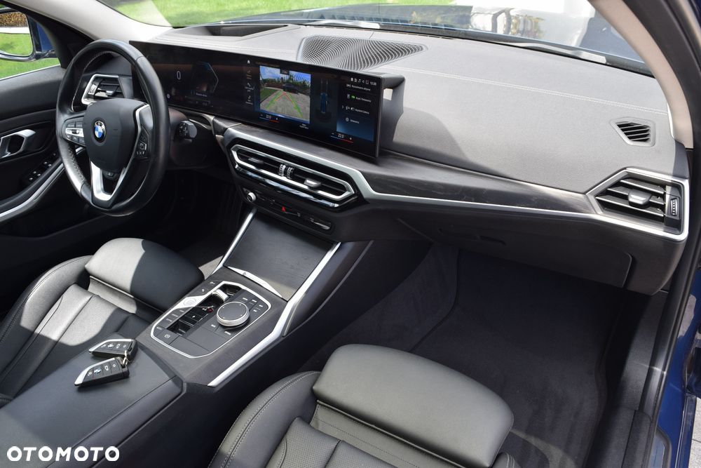 BMW Seria 3 320d xDrive Luxury Line sport - 15