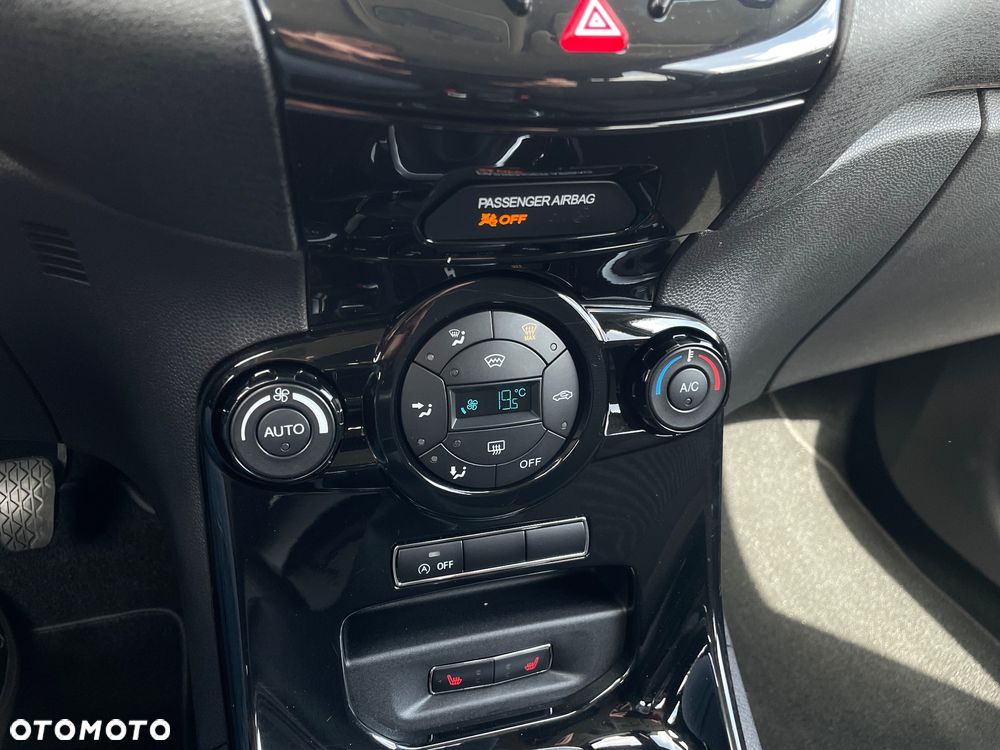 Ford Fiesta 1.0 EcoBoost Titanium - 21