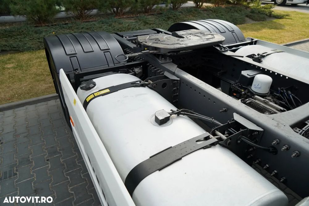 Volvo FH 460 / I-PARK COOL / I-SAVE / TV / EURO 6 - 18