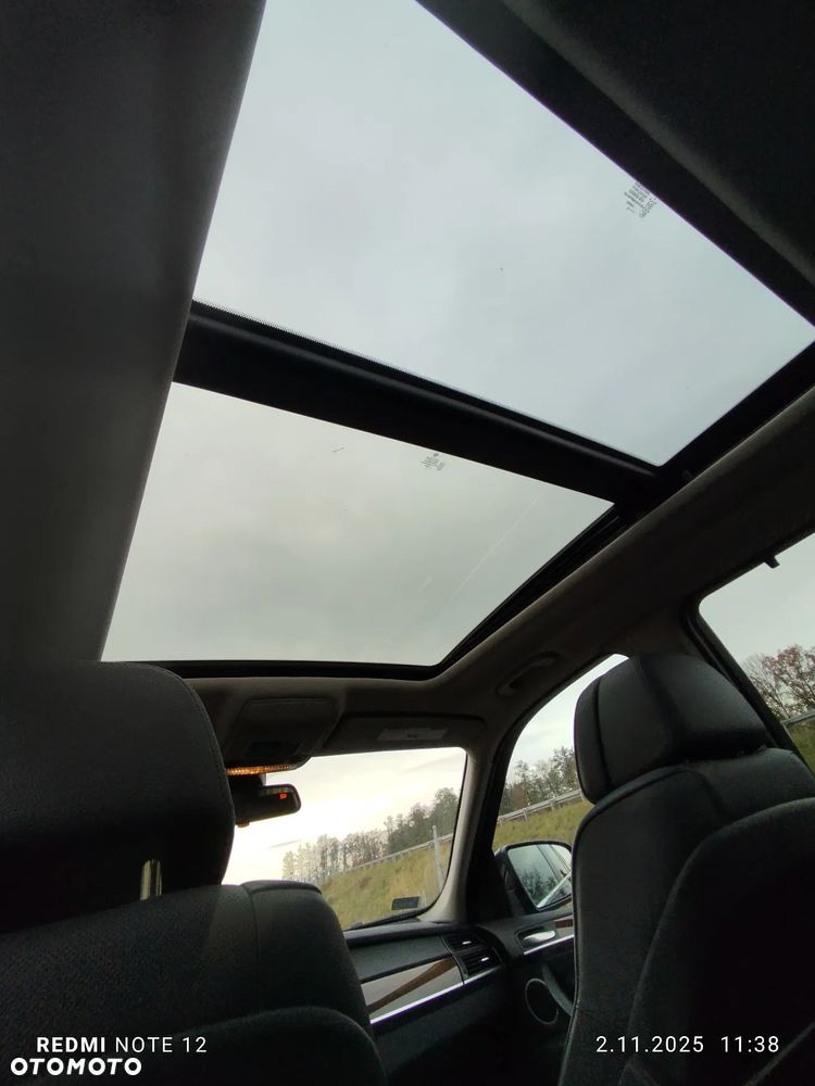 BMW X5 5.0i xDrive - 10