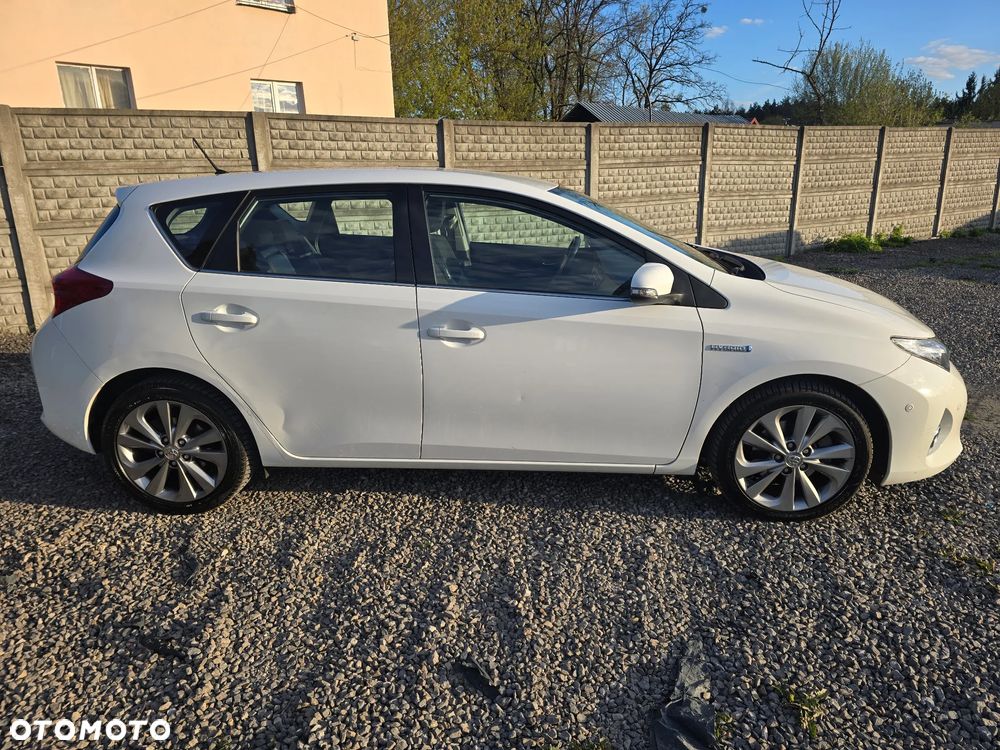 Toyota Auris 1.8 HSD Prestige NAVI - 15