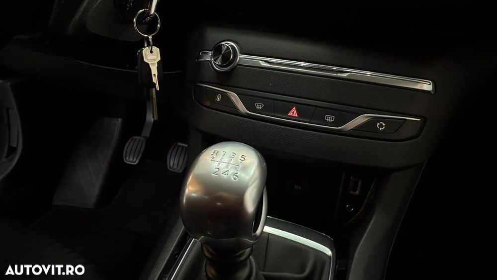 Peugeot 308 - 20