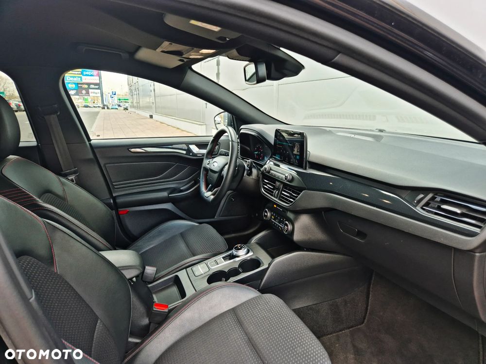 Ford Focus 1.5 EcoBoost ST-Line - 22