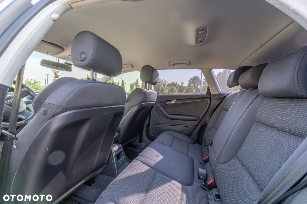 Audi A3 Sportback 2.0 TDI DPF Ambiente - 32