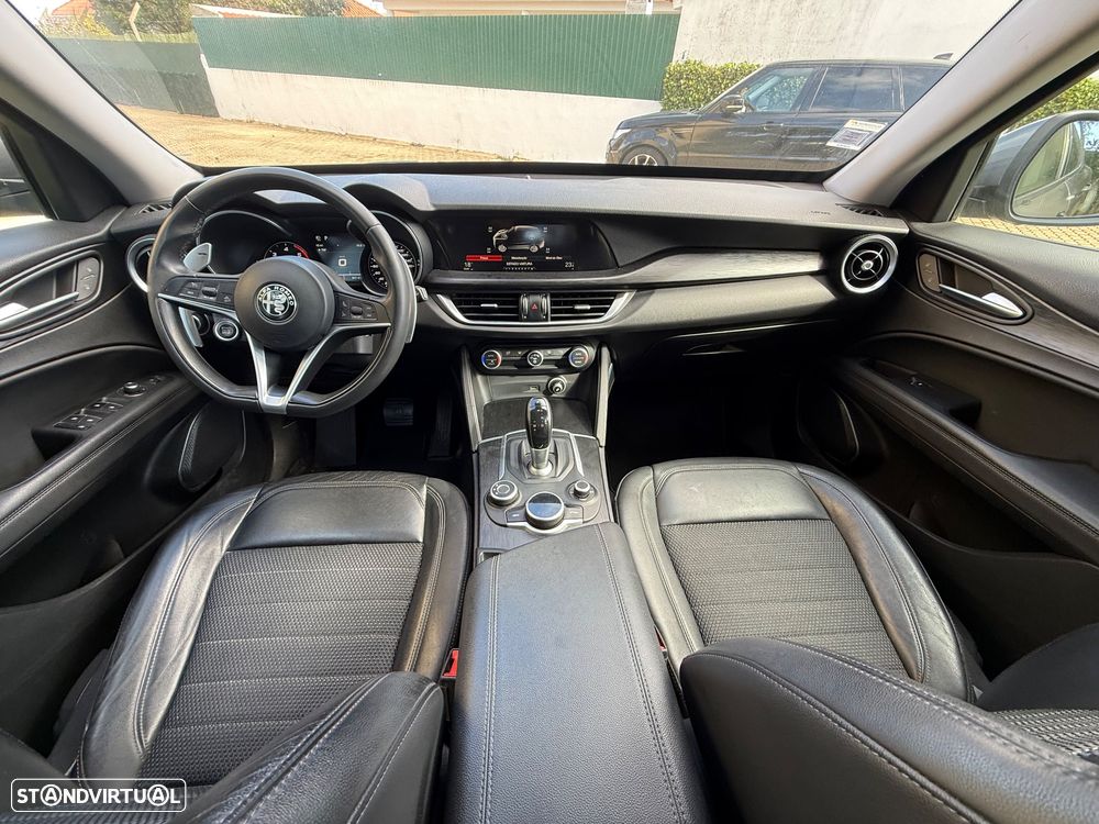 Alfa Romeo Stelvio 2.2 16V AT8 Executive - 10