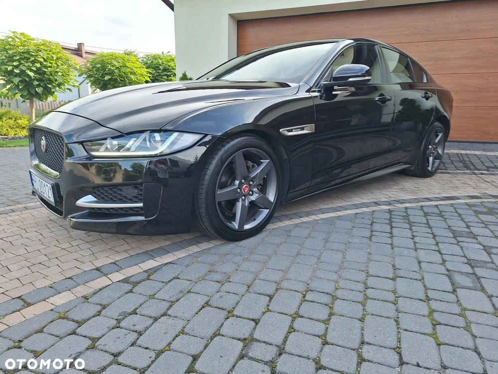 Jaguar XE 20d R-Sport - 2