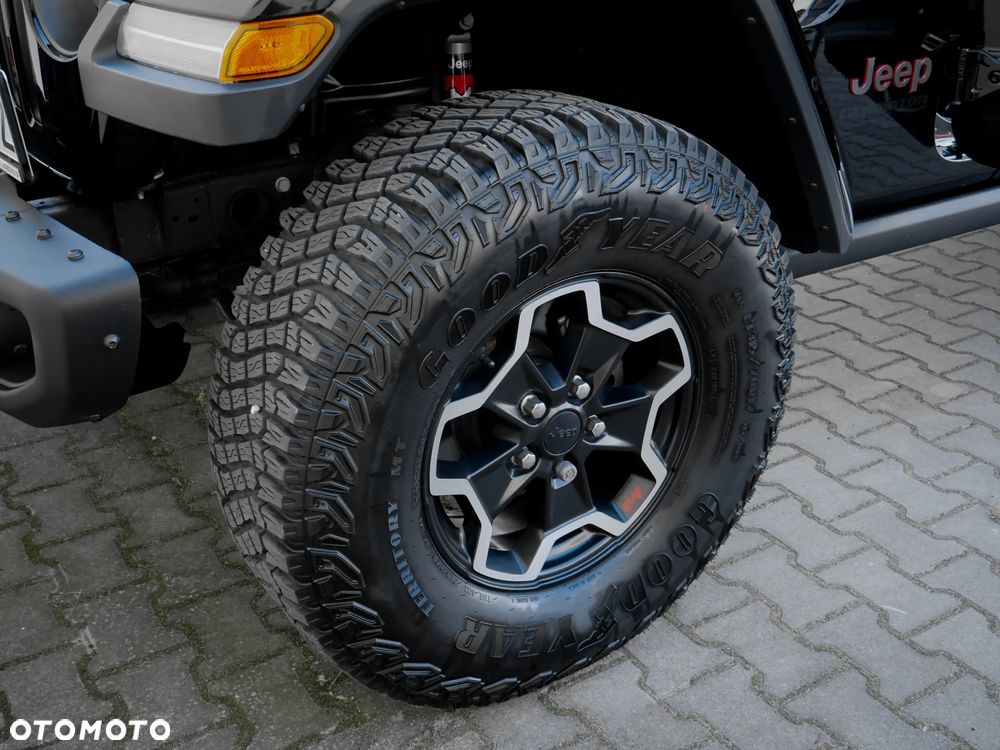 Jeep Gladiator - 26