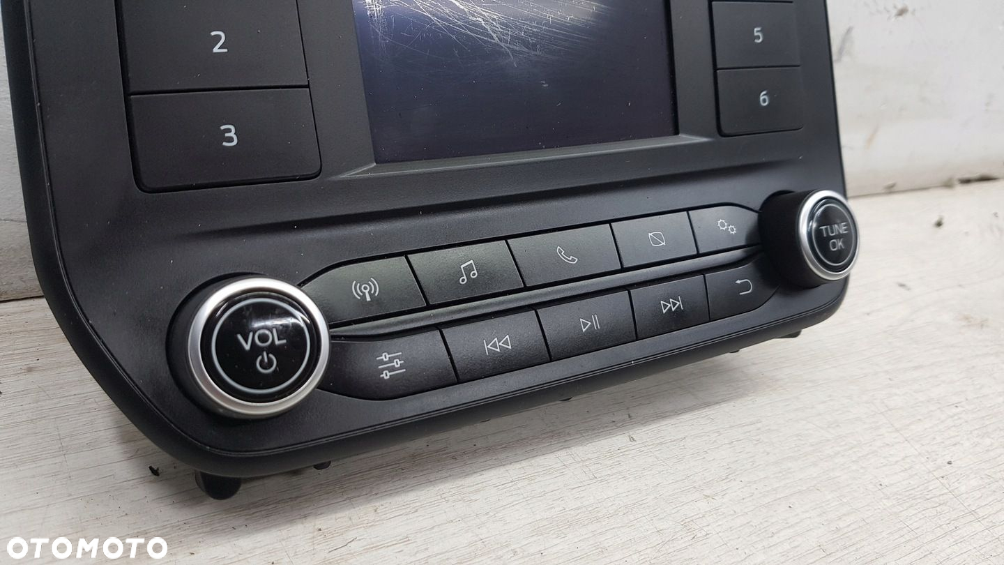 FORD FIESTA MK8 RADIO WYSWIETLACZ MULTIMEDIA - 2
