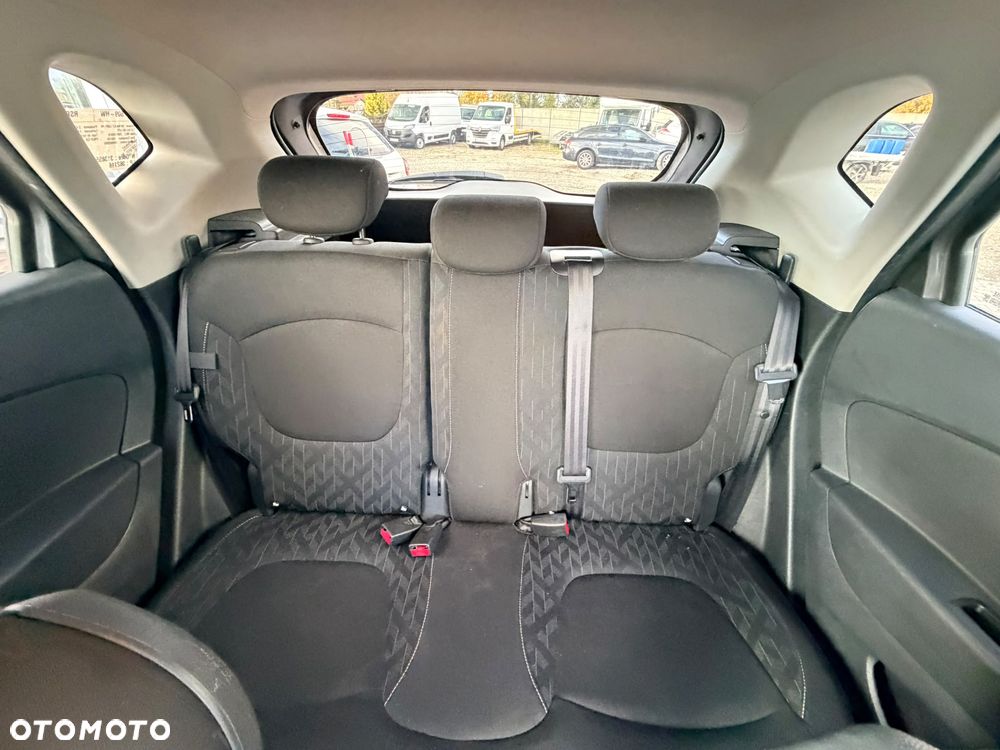Renault Captur - 12