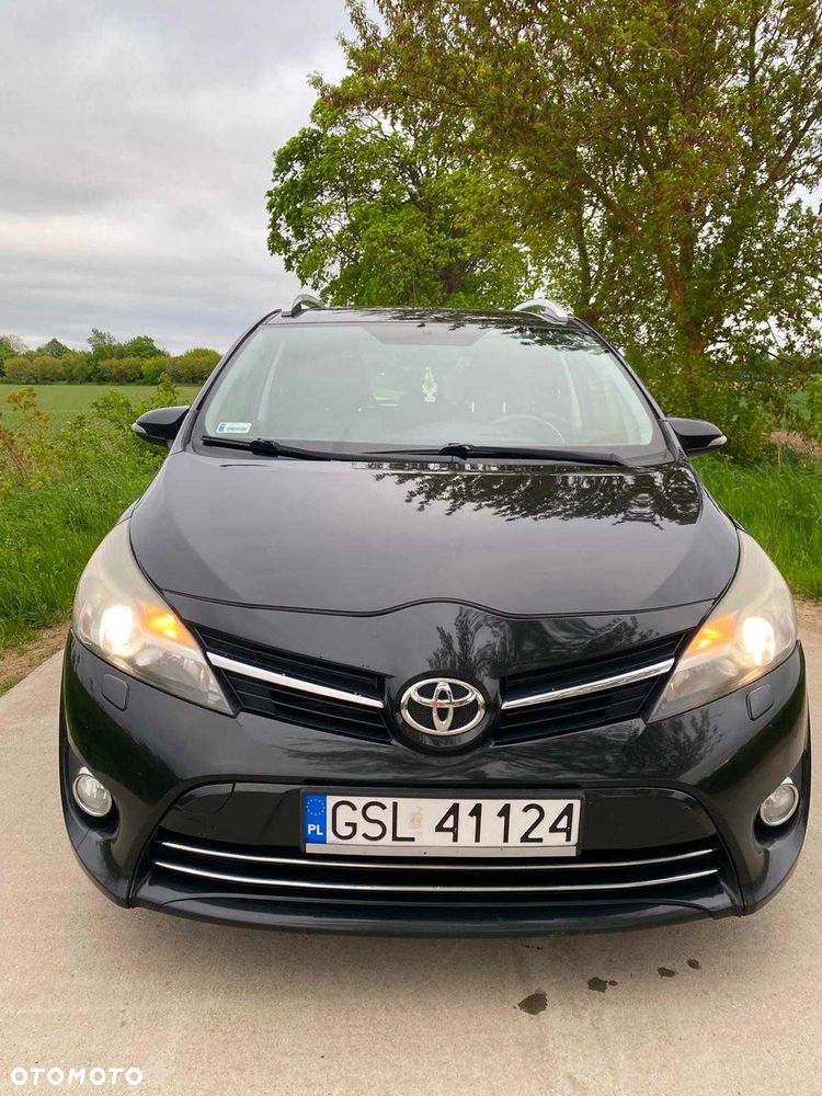 Toyota Verso - 1