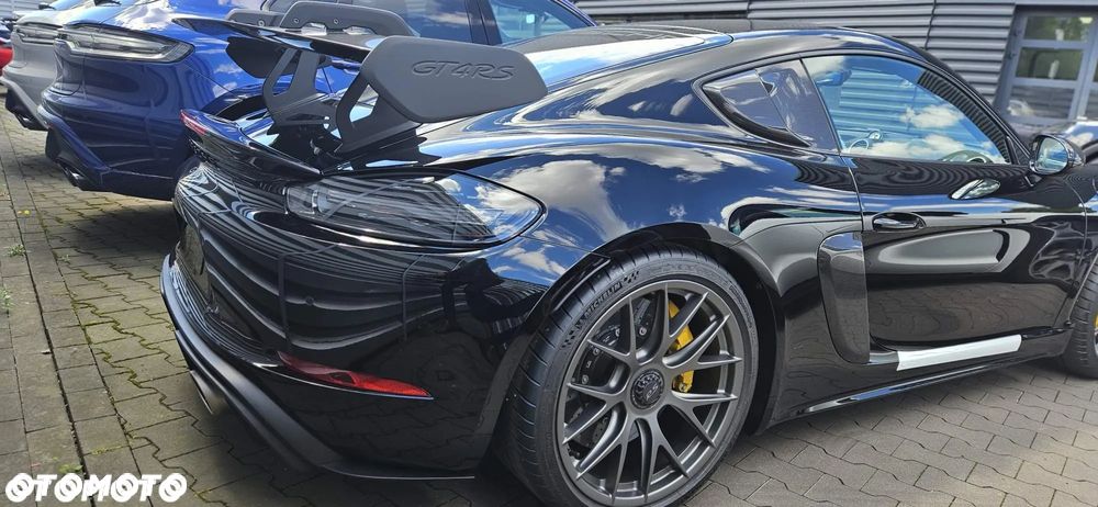 Porsche 718 Cayman - 19