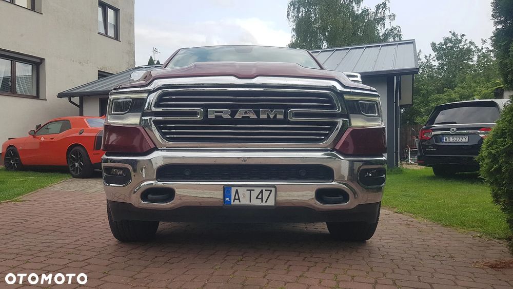 RAM 1500 Crew Cab Laramie - 2