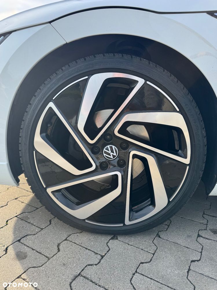 Volkswagen Arteon 2.0 TDI 4Motion R-Line DSG - 24