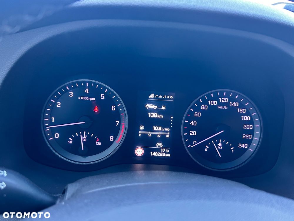 Hyundai Tucson 1.6 GDI BlueDrive GO 2WD - 25