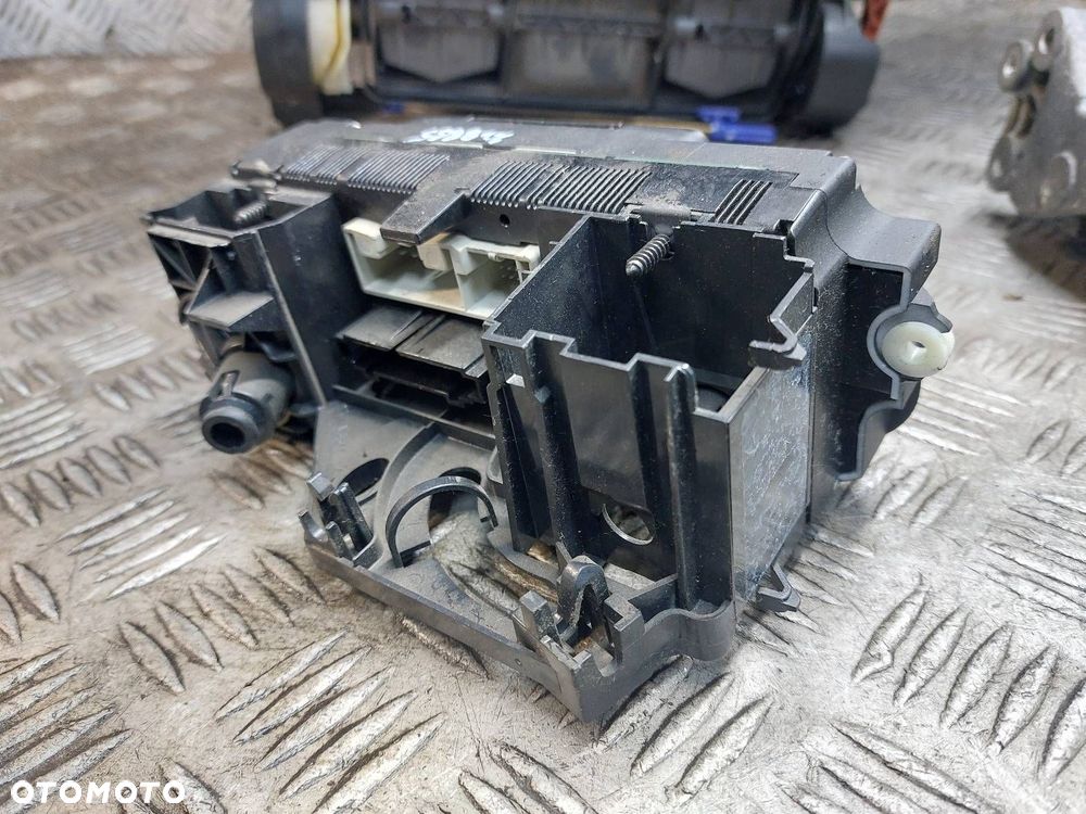 KOMPLETNA KLIMATYZACJA SWAP VOLKSWAGEN CADDY III 7H0820803F 045903143F - 7