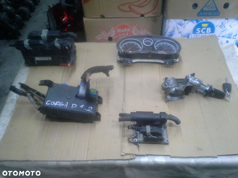 Opel Corsa D 1.2 Z12XEP zestaw startowy komputer 0261208940 55557933 bsi bsm cim stacyjka 2 kluczyki - 1