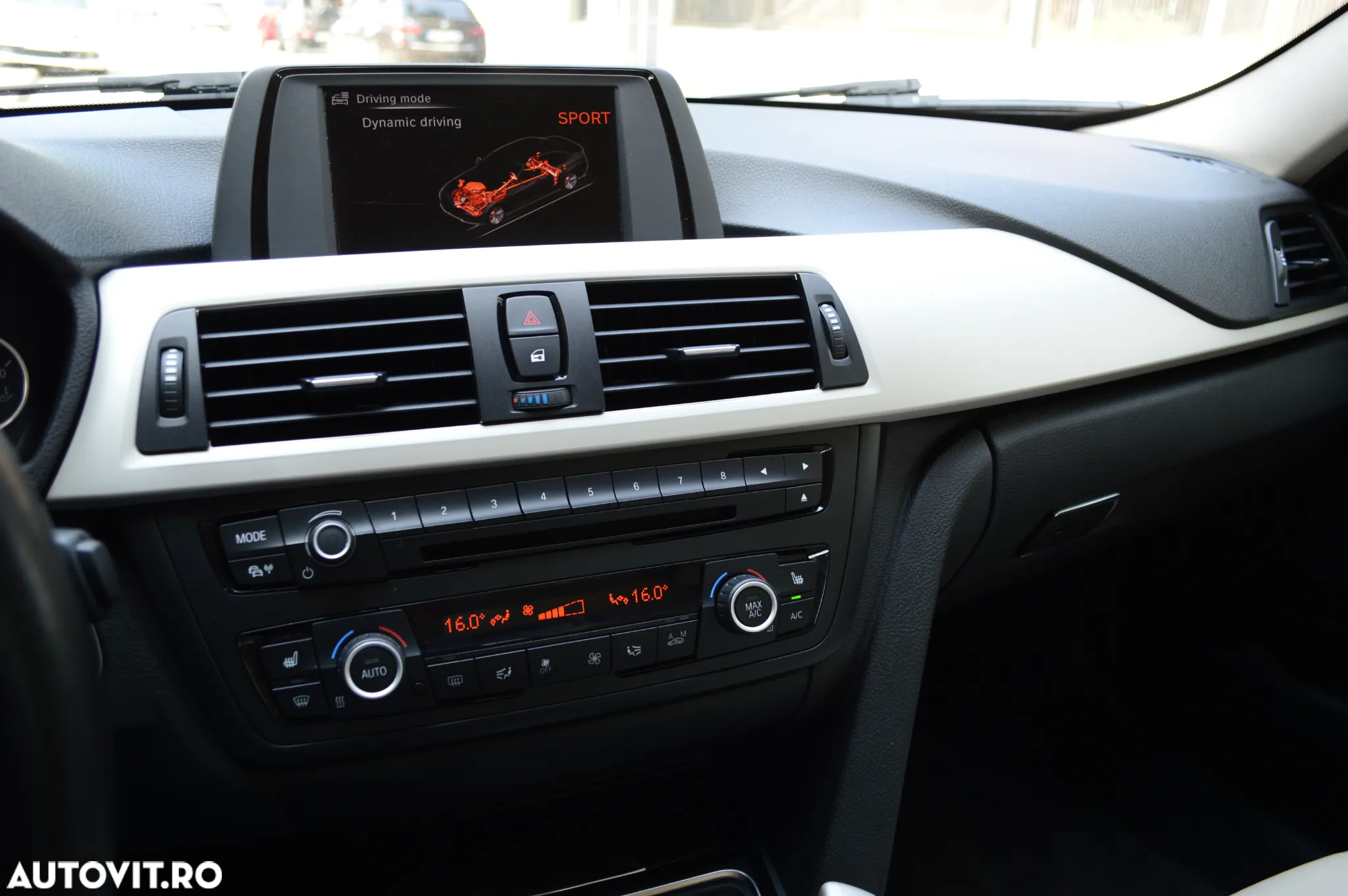BMW Seria 3 320d Efficient Dynamic Edition Aut. - 21