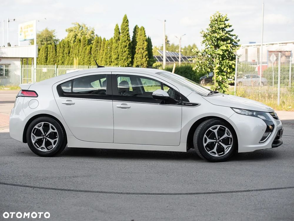 Opel Ampera - 3
