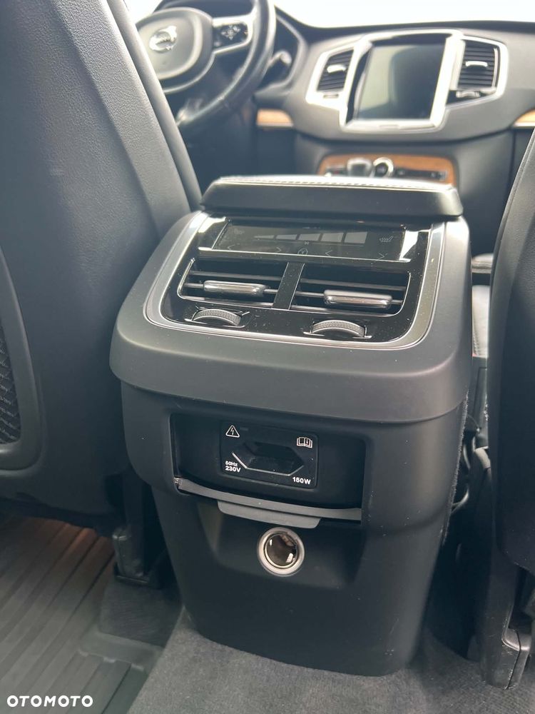 Volvo XC 90 D5 AWD Inscription 7os - 18