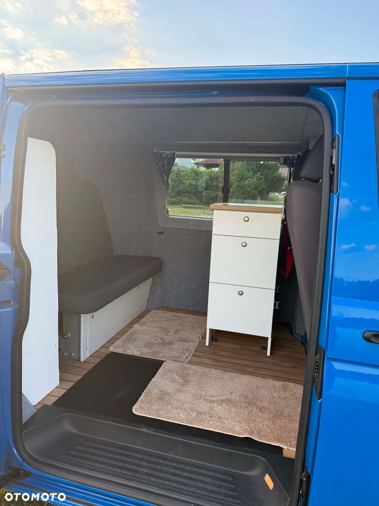 Volkswagen Transporter T5 campervan - 11